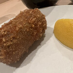 鳥料理 純 - レバーのコロッケ