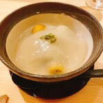 穏坐 - 茄子が潜んでいます