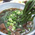 麺が光る個性と、高い完成度を誇り、ｼﾝﾌﾟﾙな構成なのに、ｸﾞｲｸﾞｲ引き込む魅力に溢れていた