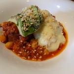 KITCHEN TSUNAGU - ４月のハンバーグ、アボカドとチーズ、チリビーンズハンバーグ