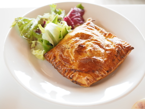 リボーンアート ダイニング（Reborn Art DINING） - 渡波（ダイニングバー）の写真