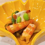 蕎麦割烹  倉田 - 才巻海老、白だつ（胡麻の白和え)、無花果、枝豆、原木舞茸、ミズ