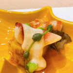 蕎麦割烹  倉田 - 才巻海老、白だつ（胡麻の白和え)、無花果、枝豆、原木舞茸、ミズ