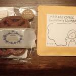 珈琲豆と手しごとのモノ kyuu - 「ドリップコーヒー（コロンビア）」メッセージかけるミャ。左のは【仙台もぐらの家】さんのプレッツェル