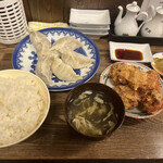 好吃餃子店 - 