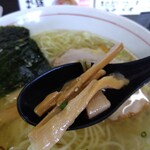 中華麺房 東龍 - 「メンマ」リフト⤴️