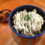 塩元帥 - チャーマヨ丼、キムチ