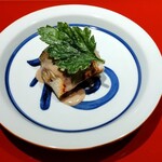 御料理 竹寳 - 本カマス、胡桃ソース、ゴマ