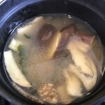 豚人 - 椎茸の味噌汁