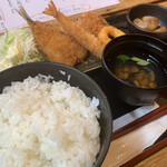 魚正宗 - ミックスフライ定食（900円）