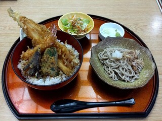 Ajiwai Soba Daimiu - 