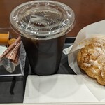ビアードパパの作りたて工房 - シュー