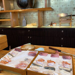 いわ志 - 仕込み前のネタ勢ぞろい