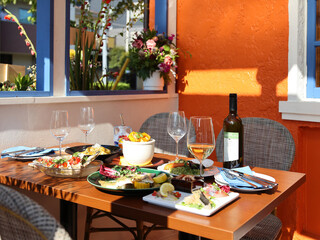 Trattoria Monolito - 開放感たっぷりのテラスで気兼ねなくお食事をお楽しみください！