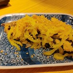 鮨・酒・肴 杉玉 - 〆さばと沢庵の新たなる出逢い　329円