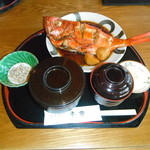 Oshokujidokoro Senya - 金目鯛煮つけ定食。　タレが自慢、大好評の看板メニュー。