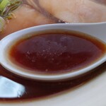 名もないラーメン屋 - この正油スープが旨い