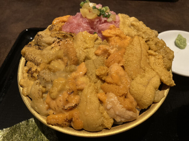 5種盛り雲丹丼』by masumiさん : うに専門店 世壱屋 函館魚まさ店