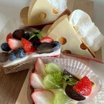 OKASHIBIYORI - ケーキ 3種類
