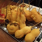 Kushikatsu Dengana - 串かつ10本セット（1,100円）×2人前で2,200円