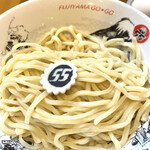 フジヤマ55 - イオンモール津南店限定・ゴマ担担つけ麺の麺