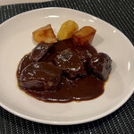 彩香亭 - イベリコ豚頬肉赤ワイン煮(\1,600)　盛り付け例