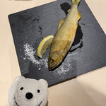 肉刺しと海鮮洋風酒場 よろづ屋 - アユのコンフィ岩塩とレモン Sweet Fish Confit with Rock Salt and Lemon, at Yorozuya, Chuo, Kofu！♪☆(*^o^*)