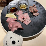 肉刺しと海鮮洋風酒場 よろづ屋 - 肉刺し3種盛り Assorted 3 kinds of Fresh Meat at Yorozuya, Chuo, Kofu！♪☆(*^o^*)