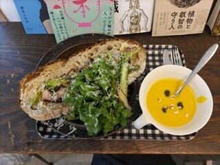 にこぱん - オープンサンドランチ(ポテトベーコン)