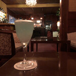 Manpei Hotel Bar - 霧の軽井沢