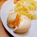 カレー気分 - 卵ぱっかん