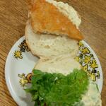 ディオ - お行儀悪いけれど、フィッシュフライバーガーを割ってみると…(2022.09.19)