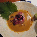 佐賀牛 季楽 銀座  - 特製のタレとともに。