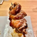 地葉はなれ - 2022.8.  あか