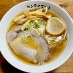 Marumi Sanraizu Shokudou - 「津軽ラーメン」(680円)です