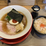 Mari iida - 特製白煮干醤油らーめん1300えん トリュフ醤油のたまごかけごはん400えん