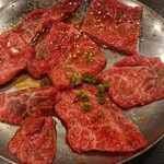 七輪炭火焼肉 味ん味ん - 