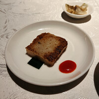 筑紫樓 銀座店 - 大根餅