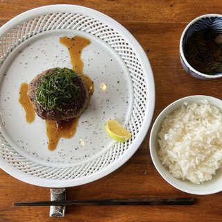 ブリランテ ルス・デ・ラ・ルナ_0