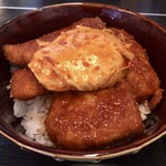 鶴岡屋 本店 - カツ丼(上)