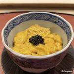 御料理 寺沢 - 生海胆とキャビアの痛風玉締め