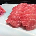 力寿司 - この脂のノリでも、マグロ「赤身」なんです！
