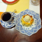 ダンケ - バターブレンドカフェ・ケーゼクーヘンセット1,050円