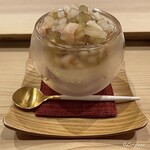 御料理 寺沢 - 白桃とシャインマスカット､梨とブルーチーズのブラマンジェ