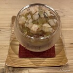 御料理 寺沢 - 白桃とシャインマスカット､梨とブルーチーズのブラマンジェ