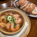 Osteria La Mandragola - 海老とイカ塩辛アヒージョ