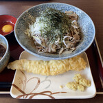 Soba Taikotei - 肉もりそば 麺大盛、穴子天ぷら