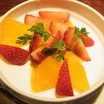 黒龍天神樓 - 手作り杏仁豆腐