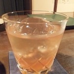 神戸Bar 仲々 - 梅酒ロックにしました。