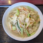 台湾料理 圓山 - 野菜タンメン￥750